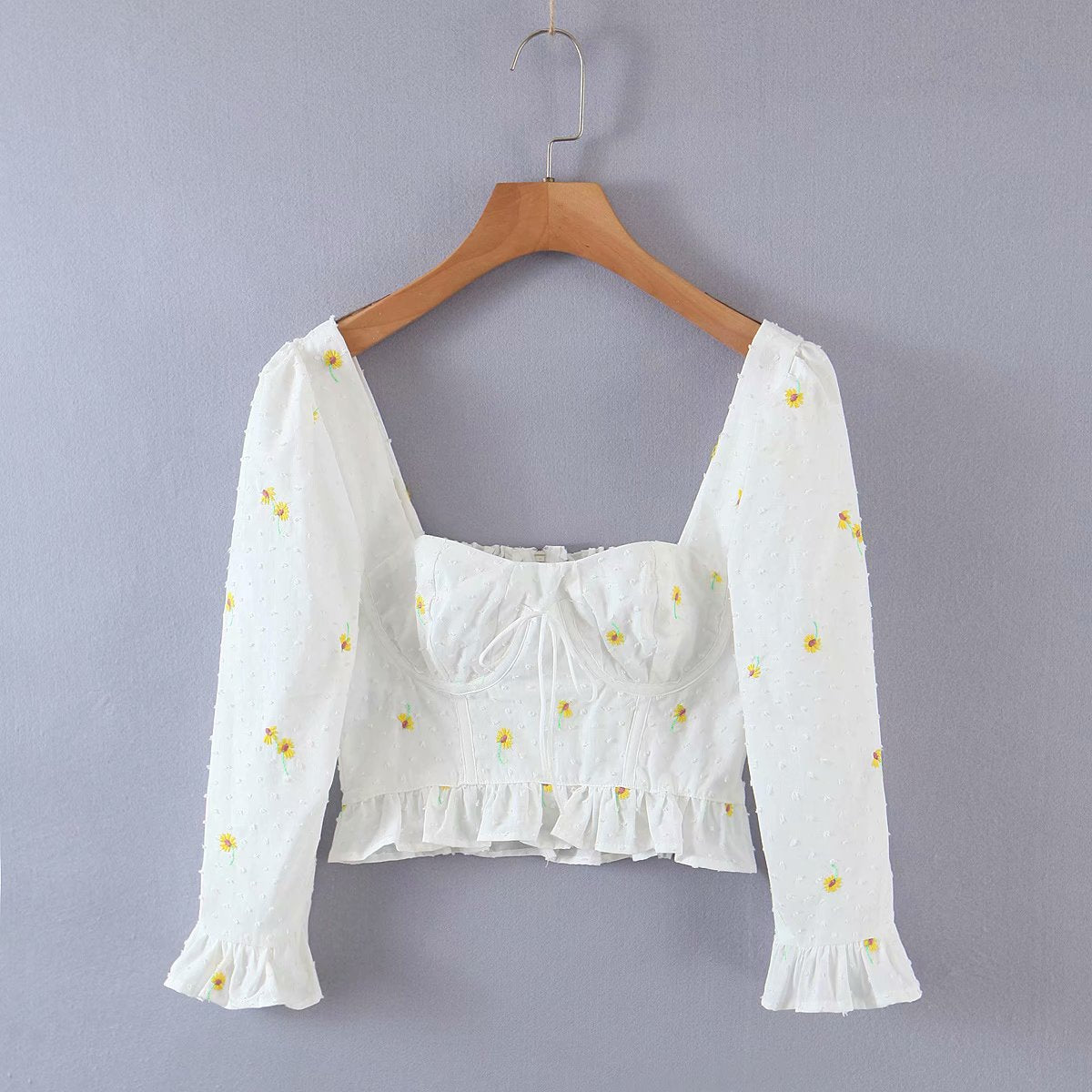 Chicdear Spring And Summer Blouses Women New Retro Daisy Embroidery Ruffled Short Sleeve Corset Shirt Top Pullover Blouse