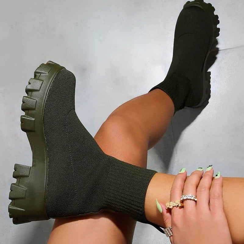 CHICDEAR 2023 Fashion Women Shoes Platform Boots Breathable Booties Woman Punk Shoes Ankle Sock Boots Black Plus Size Ladies Shoes Flat