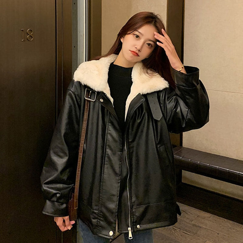 CHICDEAR Women's PU Leather Motorcycle Jacket 2023 Fashion Winter Warm Plush Thick Outerwear Korean Zipper Fur Collar Coat Woman