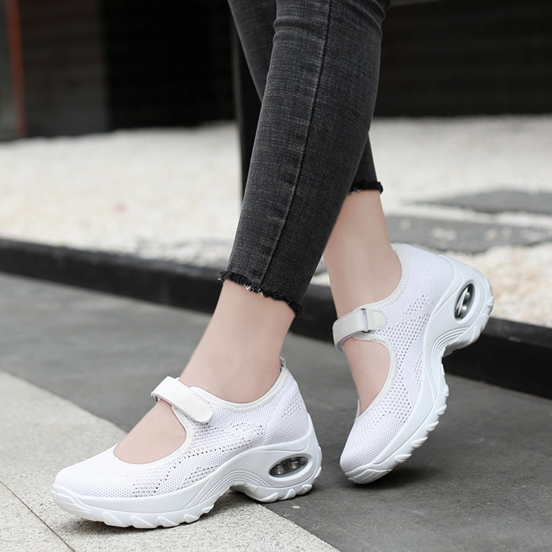 CHICDEAR 2023 New Air Cushion Flat Shoes Women Mesh Sneakers Breathable Women Shoes Increase Ladies Casual Shoes Zapatos De Mujer 35-42