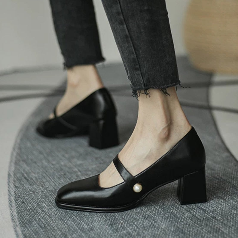 Chicdear Fall Outfit Mary Janes Shoes 2023 Autumn Shallow Square Toe Women's Pumps Pearl Buckle Elegant Ladies Office Shoes Low Heeled Shoes
