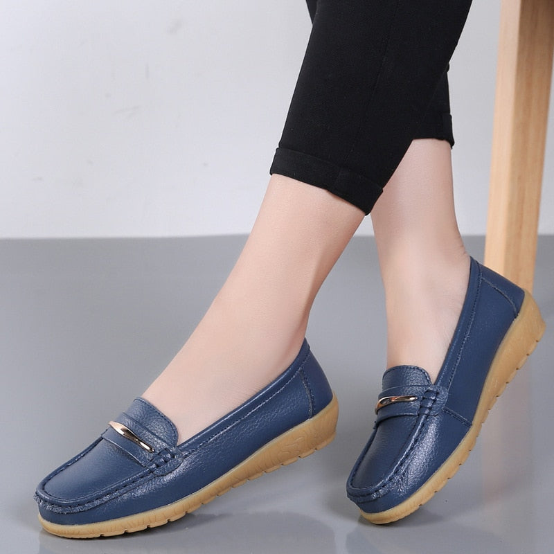 CHICDEAR 2023 New Genuine Leather Shoes Woman Slip On Women Flats Moccasins Women's Loafers Spring Autumn Mother Shoe Big Size 35-44