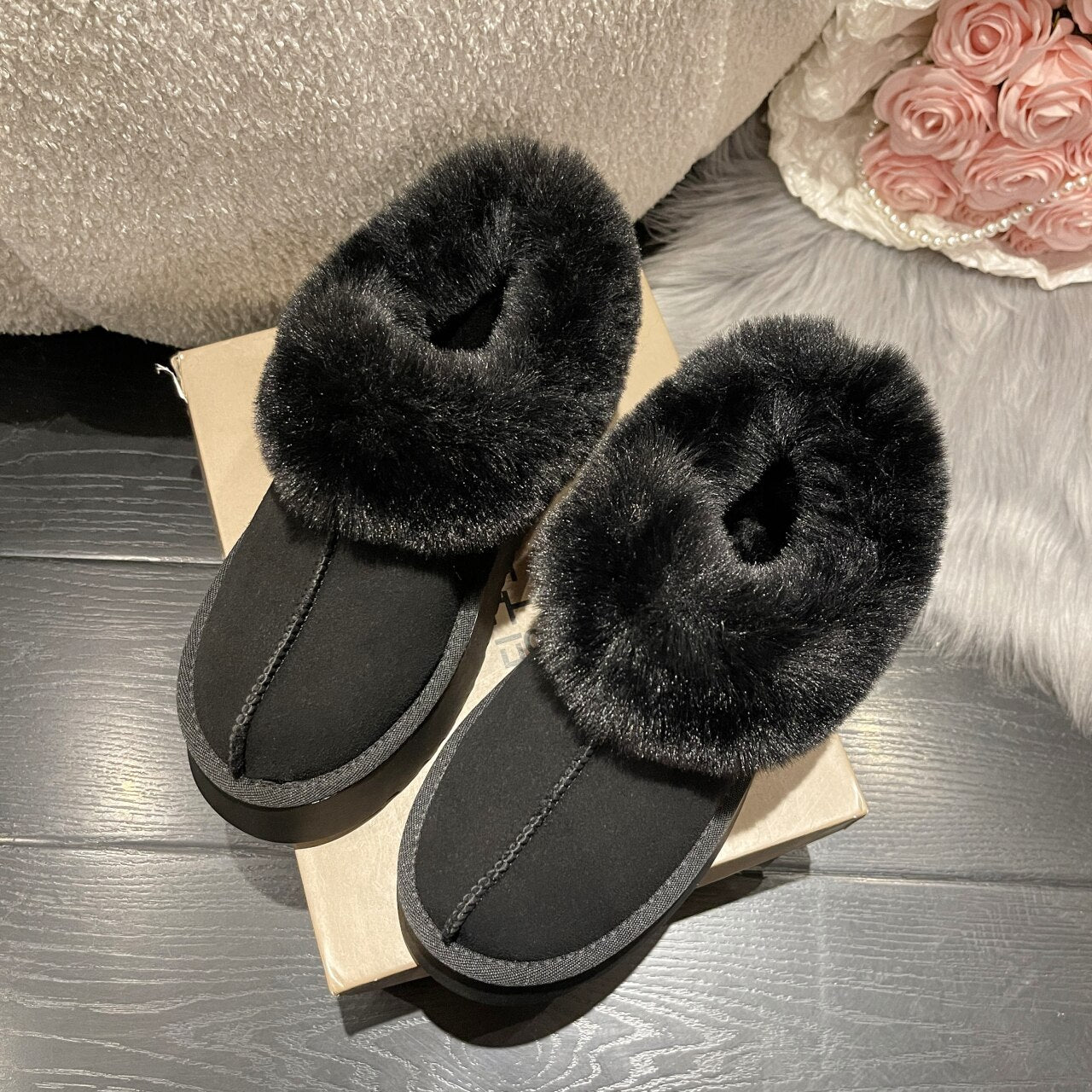 CHICDEAR Winter Chelsea Fur Snow Boots Women 2023 New Fashion Short Plush Warm Ankle Boots Flats Platform Casual Shoes Ladies Suede Botas