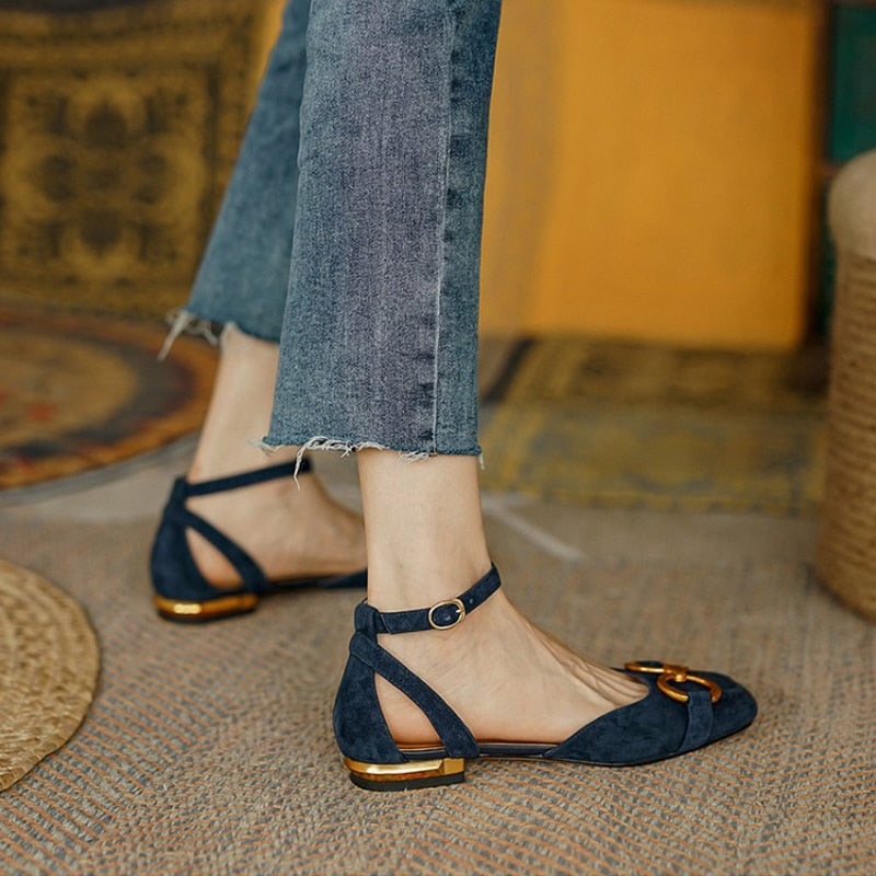 Chicdear Fall Outfit French Hollow Ladies Sandals Commute Classic Low-Heeled Female Single Shoes Summer New Casual Square Head Women's Shoes