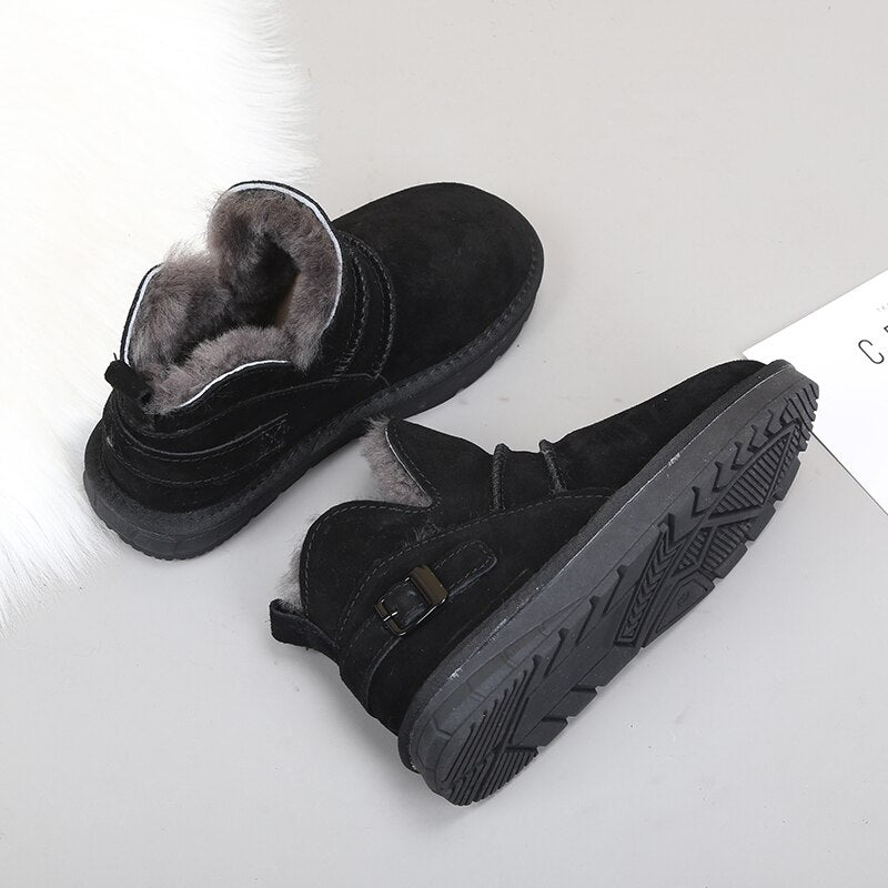 CHICDEAR Warm Chelsea Boots Women Winter Flats Shoes Short Plush Fur Ankle Snow Boots 2023 New Casual Shoes Sport Suede Motorcycle Botas